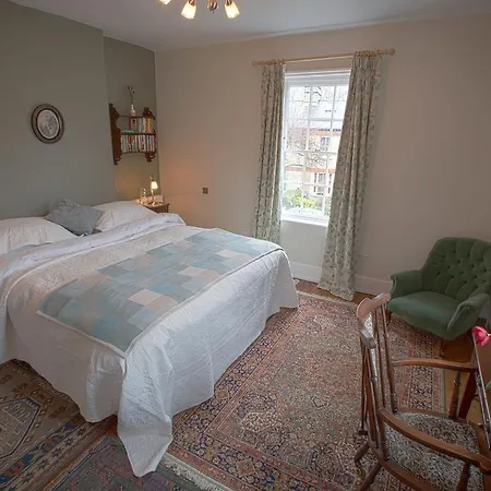 5 Chapel Street Bed And Breakfast-3